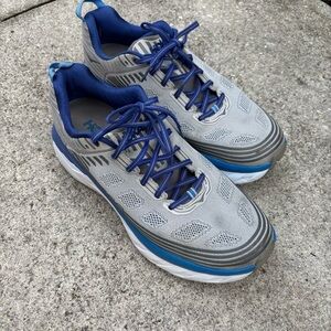 Hoka Bondi 6 Gray and Blue Athletic Sneakers